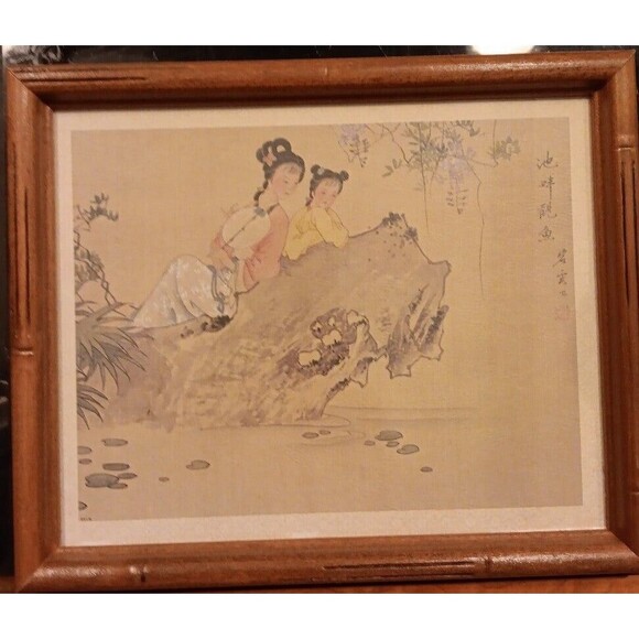 LARGE JAPANESE GESHIA GIRLS LANDSCAPE OFFSET LITHOGRAPH In Wooden Frame